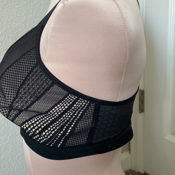 Awake to lace bra.. Lululemon DD34 NEW - Picture 5 of 10